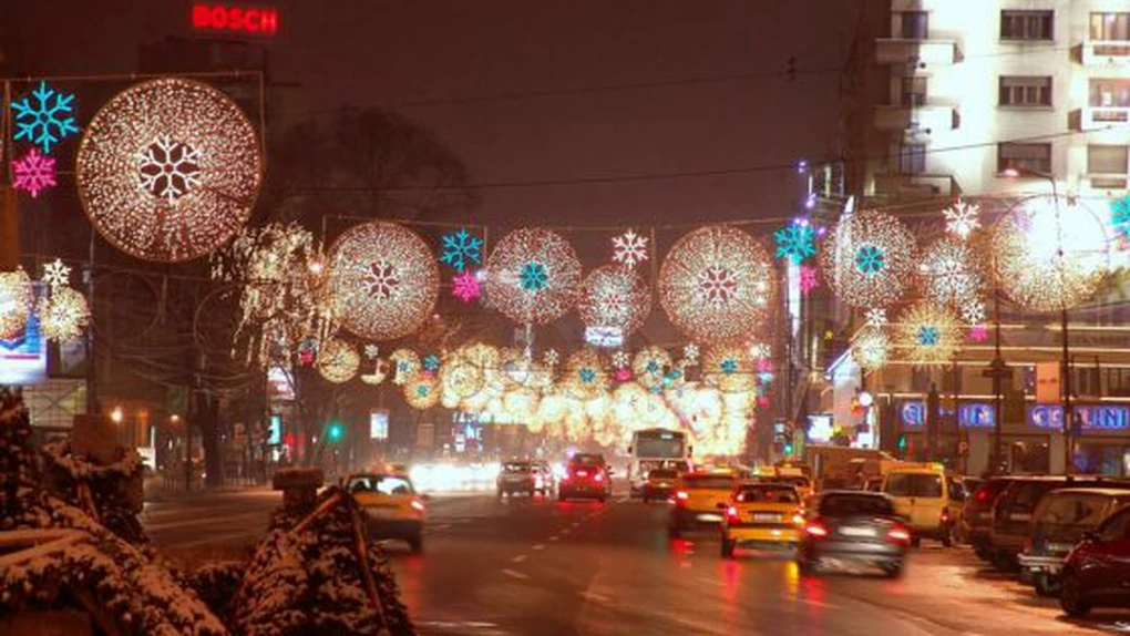 Primăria Capitalei a plătit cel mai mult pentru iluminatul festiv din iarna anului 2019 - InfoCons