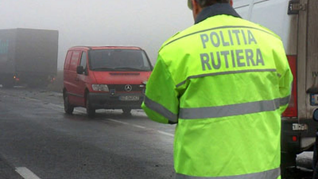 Peste 1.800 de poliţişti de la Rutieră, mobilizaţi zilnic în trafic între 21 şi 26 decembrie