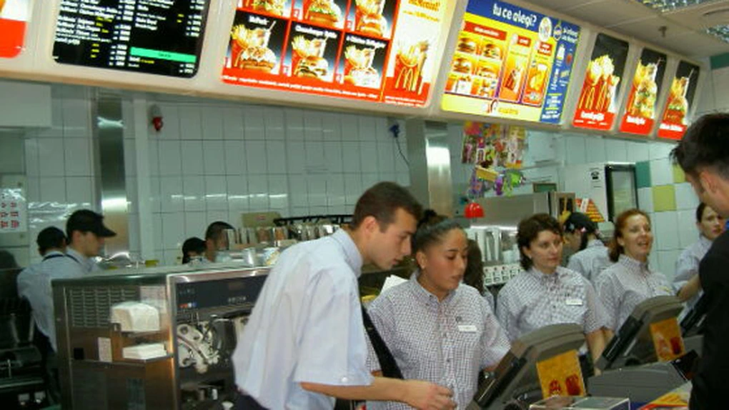 Promoţie: McDonald's dă gratis pahare de 20 de lei la orice meniu cumpărat