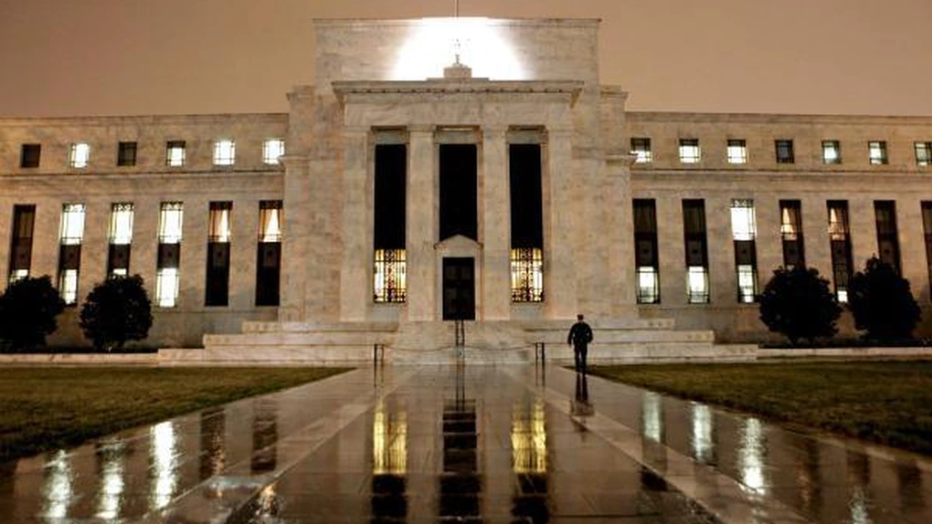 Marile bănci din SUA ar putea taxa deponenţii, în loc să le plătească dobândă