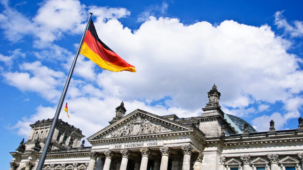 Guvernul german vrea să cumpere 12% din acţiunile EADS de la Daimler şi un consorţiu de bănci