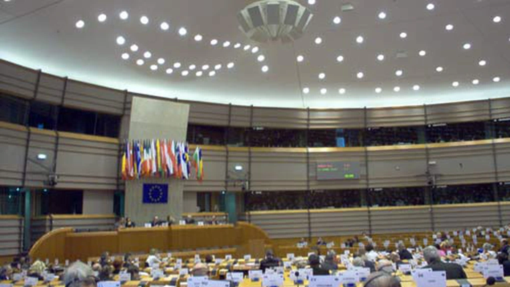 ﻿PE a votat rezoluţia prin care România şi alte 11 state vor pierde un loc în viitoarea legislatură