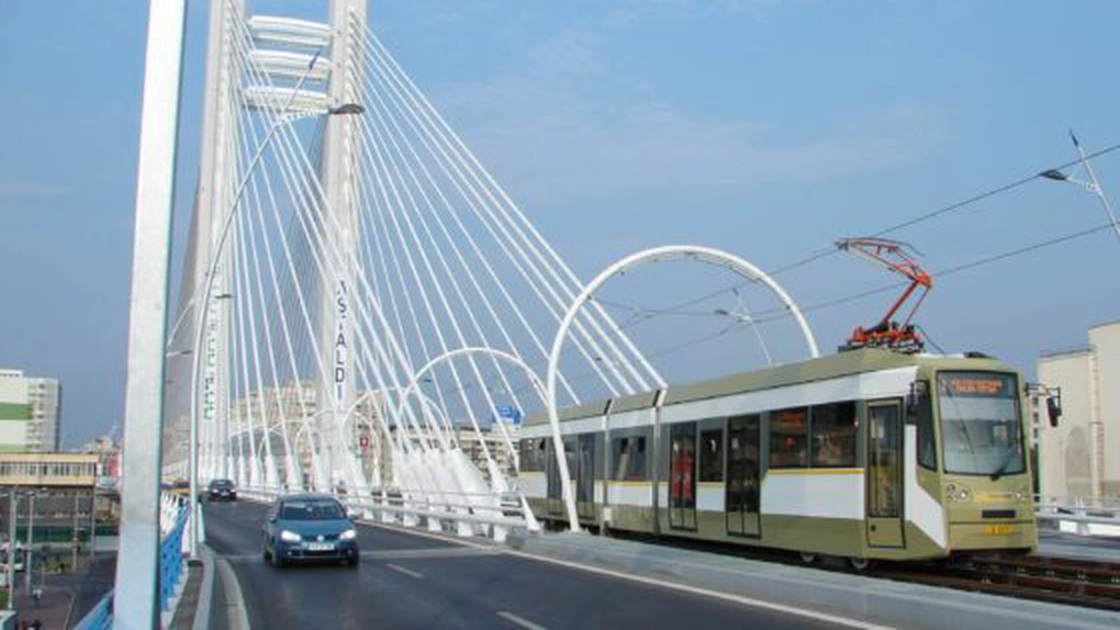 RATB primeşte 5 tramvaie noi în acest an. FOTO
