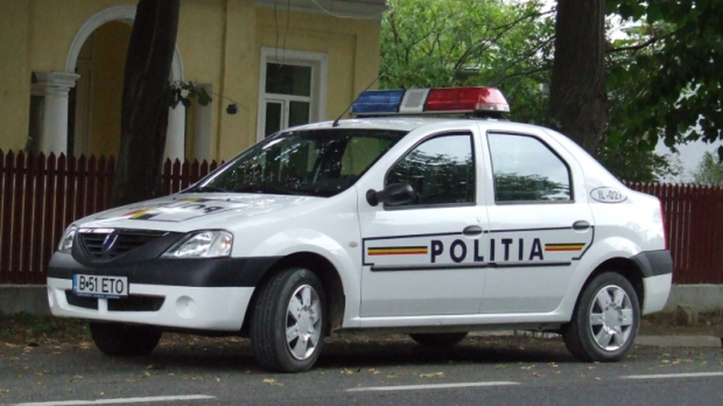 Poliţia se plimbă cu benzină de la Rompetrol. Preţul: 105 milioane de euro