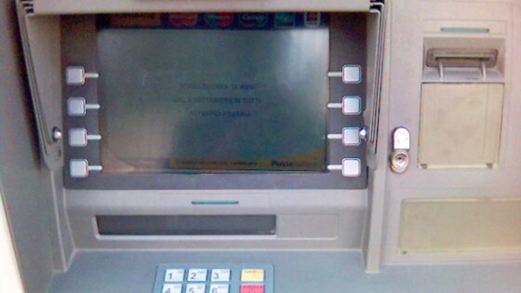 DIICOT: Zeci de persoane implicate în devalizarea a peste o sută de ATM-uri