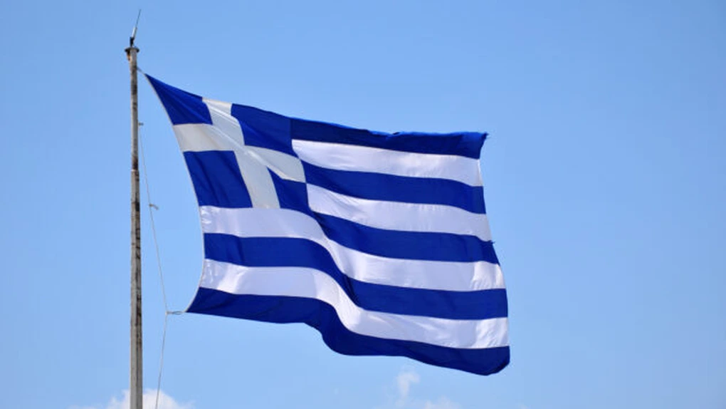 Un pensionar şi o văduvă deschid primul proces pentru anularea restructurării datoriei Greciei