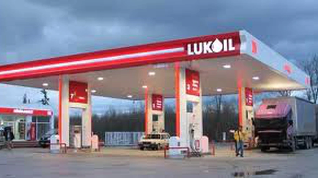 Profitul Lukoil a crescut anul trecut cu 15%, la 10,35 miliarde dolari