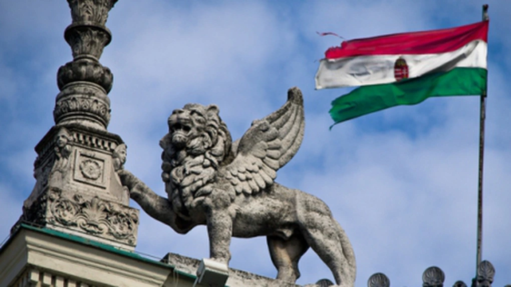 UE aprobă îngheţarea a 495 de milioane de euro pentru Ungaria