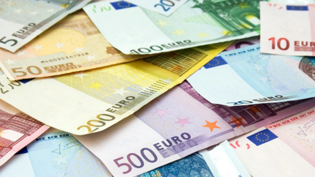 Investiţiile străine directe au scăzut cu 45% în primele cinci luni, la 465 milioane euro