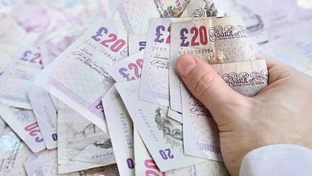 Bogații Angliei sfidează criza și câștigă tot mai mult. Vezi top 10 averi