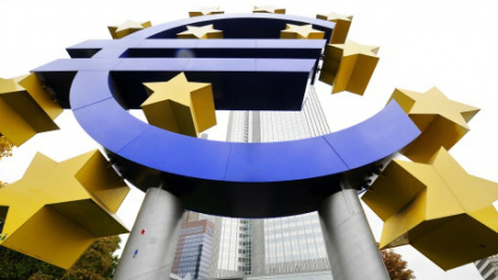 Analişti: Toate ţările din zona euro ar trebui să aibă un an în plus pentru reducerea deficitului