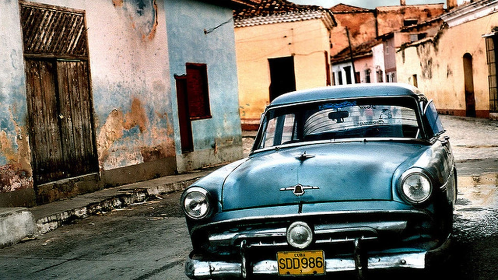 UE şi Cuba vor relua negocierile pentru normalizarea relaţiilor în luna martie