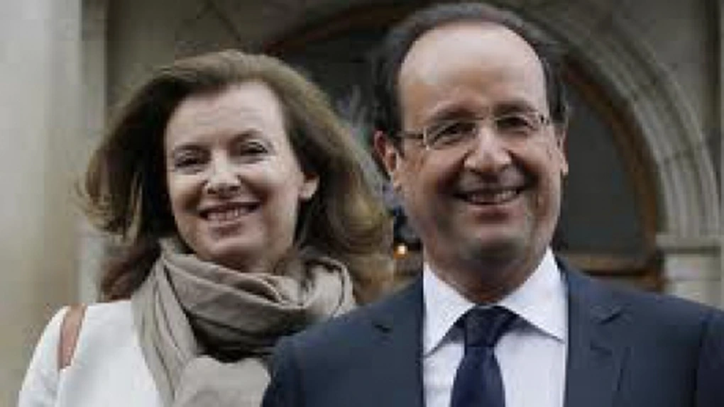 Partenera lui François Hollande Valérie Trierweiler va rămâne jurnalistă la Paris Match