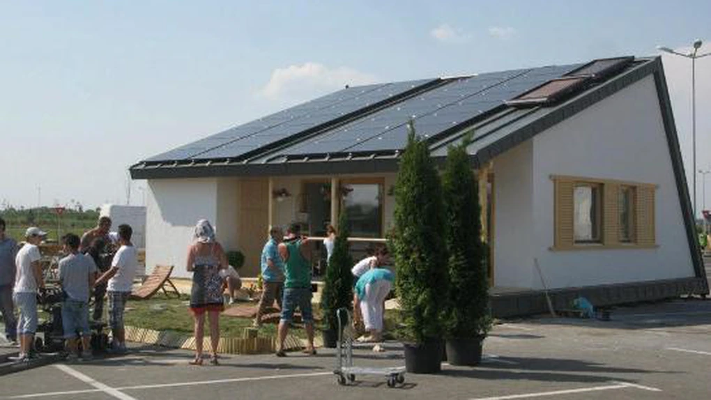 Casa independentă energetic 100%, scoasă la licitaţie pentru 50.000 euro
