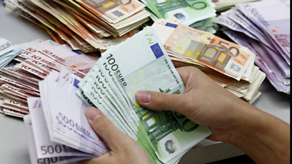 Raiffeisen: Clienţii unor bănci mici din România au mutat depozite la alte bănci
