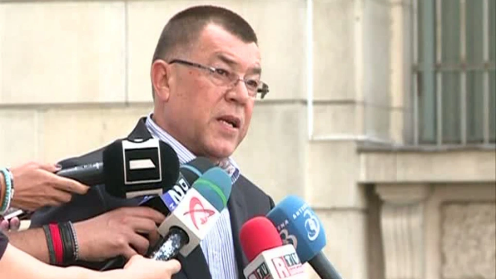 Radu Stroe a demisionat din funcţia de ministru