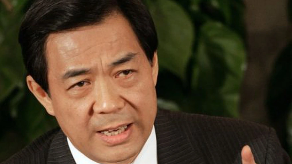Fostul lider comunist chinez Bo Xilai, acuzat de corupţie, a fost exclus din Parlament