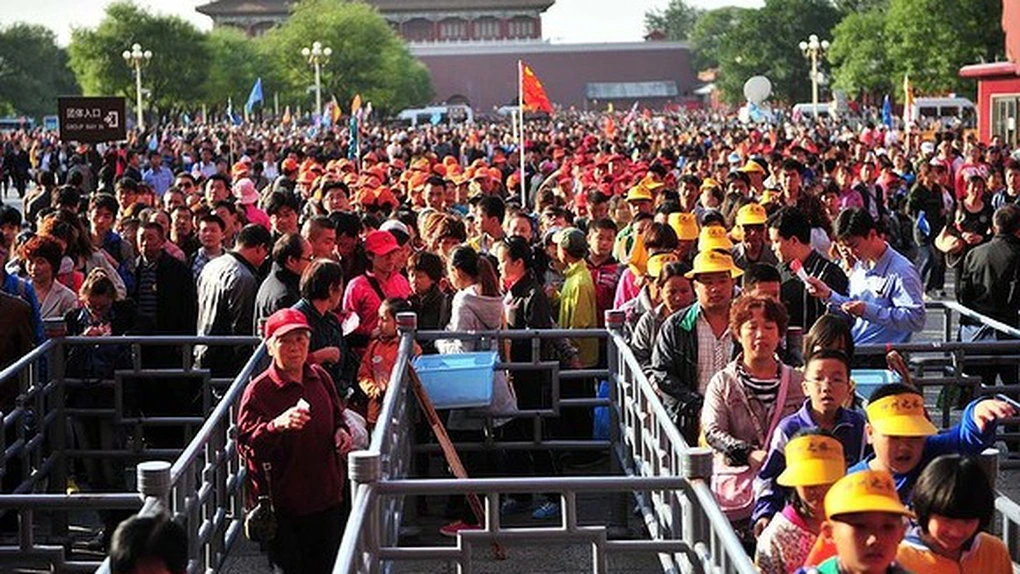 Marea evadare: 360 de milioane de chinezi au plecat în vacanţă GALERIE FOTO