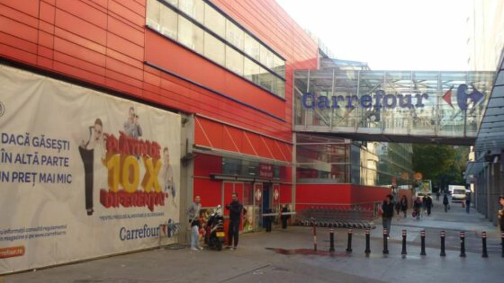 Hipermarketul Carrefour Unirii se modernizează. Vezi cum arată