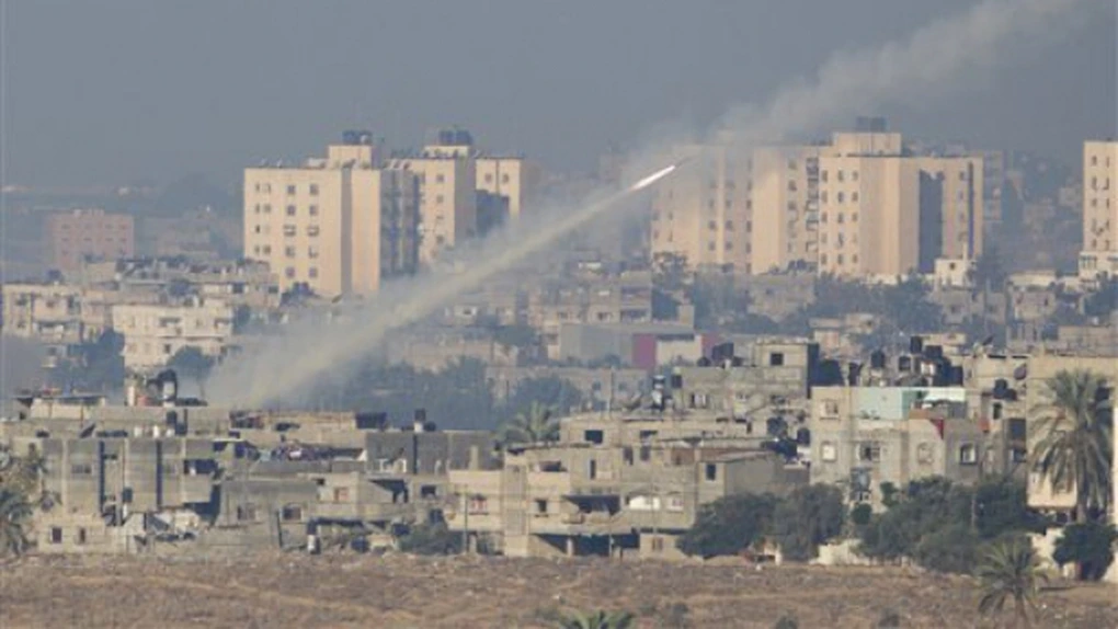 Bombardamente în Gaza. Israelul pregăteşte o invazie. Netanyahu, în buncăr