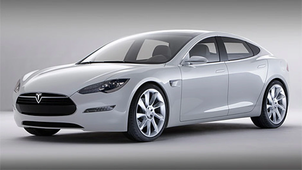 Sedanul electric Tesla Model S, desemnat maşina anului de revista americană Motor Trend