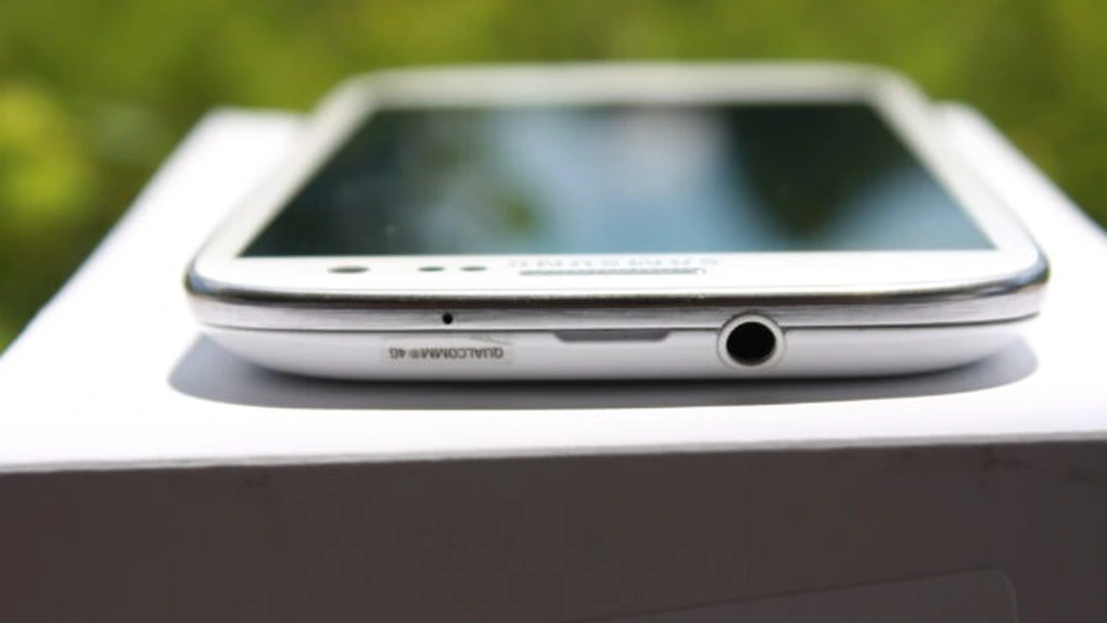 E oficial - Cum arată de fapt Galaxy S4 şi în ce zi va fi lansat FOTO