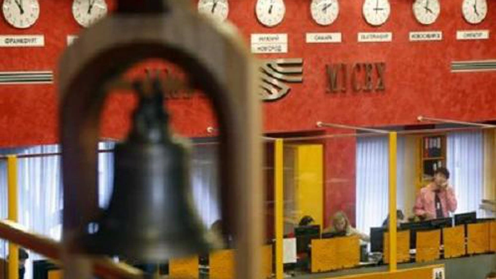 Bursa din Moscova a atras 500 mil. dolari prin cea mai mare ofertă publică din Rusia după 2007