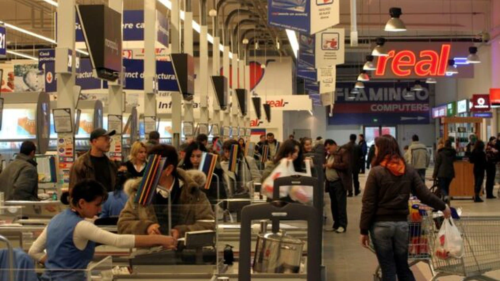 Consiliul Concurenţei analizează preluarea hipermarketurilor Real de către Auchan