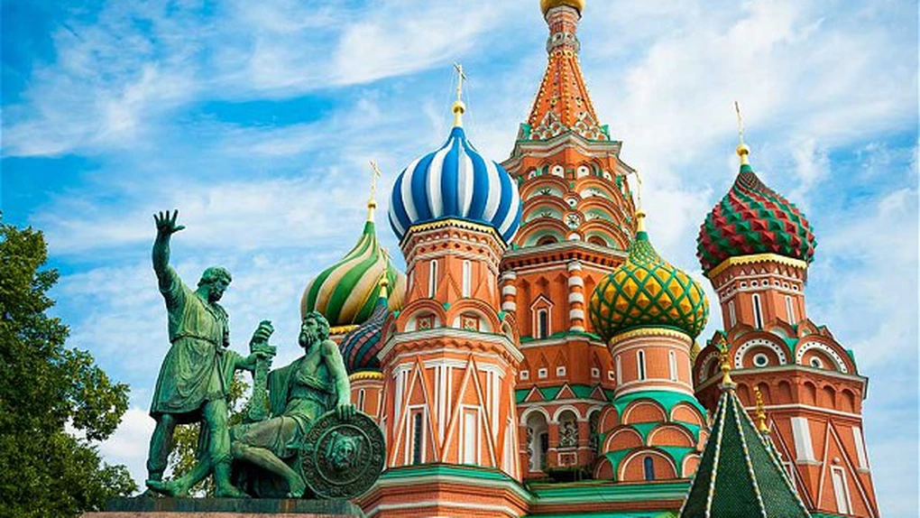 Moscova cere eliminarea vizelor pentru turiştii ruşi în Uniunea Europeană