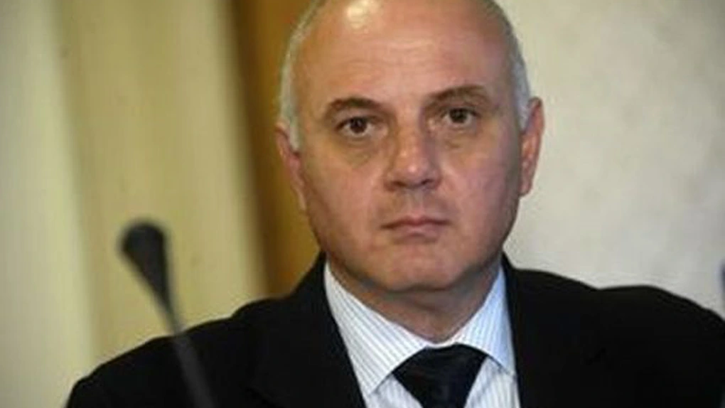 Fostul director general al AMPOS Mediu Adrian Mîndroiu, reţinut pentru fapte de corupţie