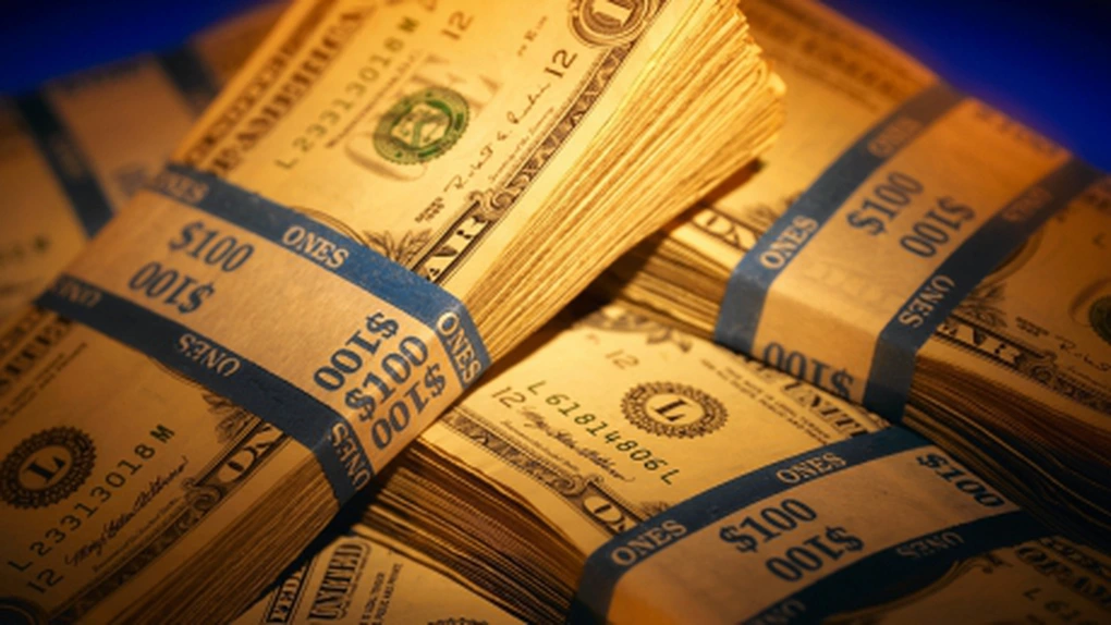 Cât câştigă executivii care lucrează pe un dolar