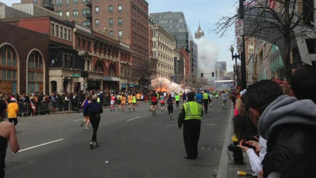 EXPLOZII la maratonul din Boston, SUA. Trei morţi  şi peste 140 de răniţi