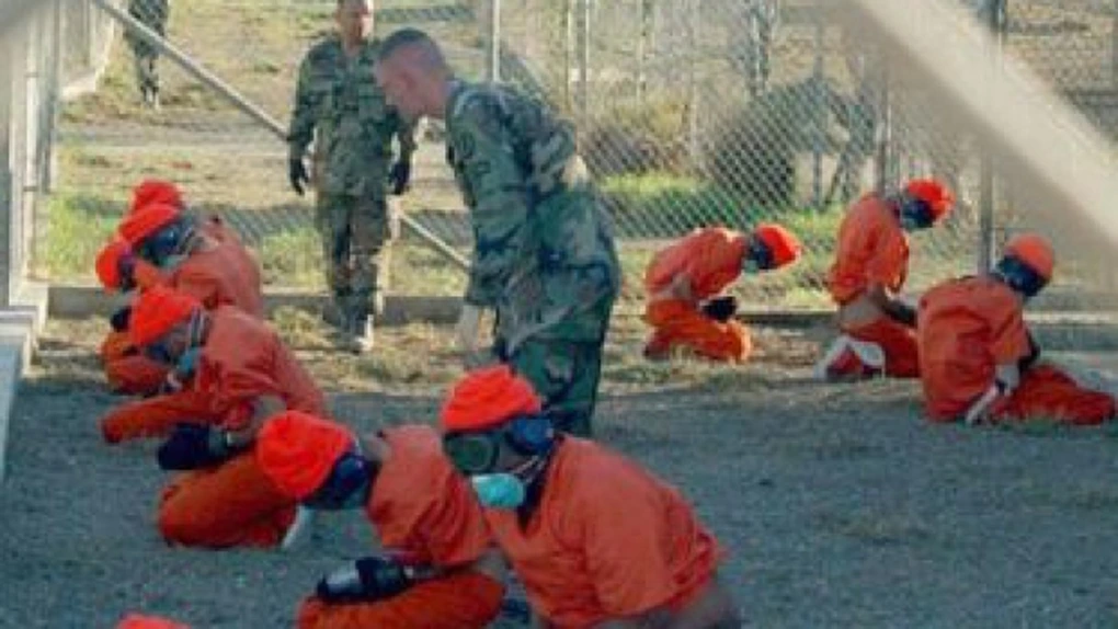 Revoltă la Guantanamo: Deţinuţii au fost plasaţi în celule individuale