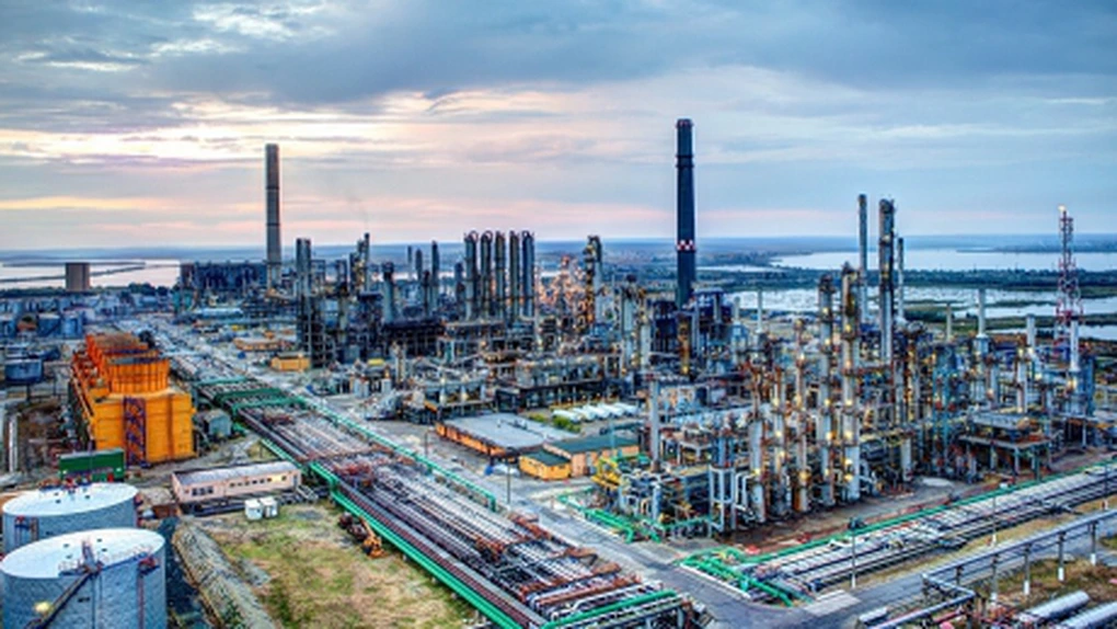 Rompetrol centralizează operaţiunile de trading a ţiţeiului şi a produselor petroliere