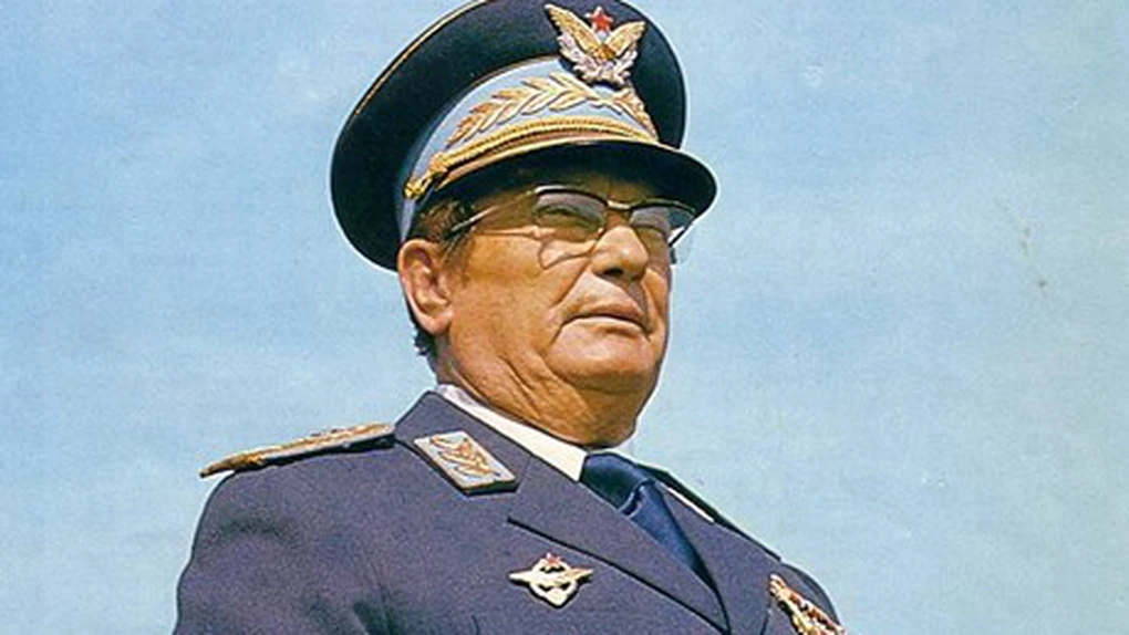 Nostalgicii l-au comemorat pe Tito, în timp ce ultimul rege iugoslav a fost înmormântat la Belgrad