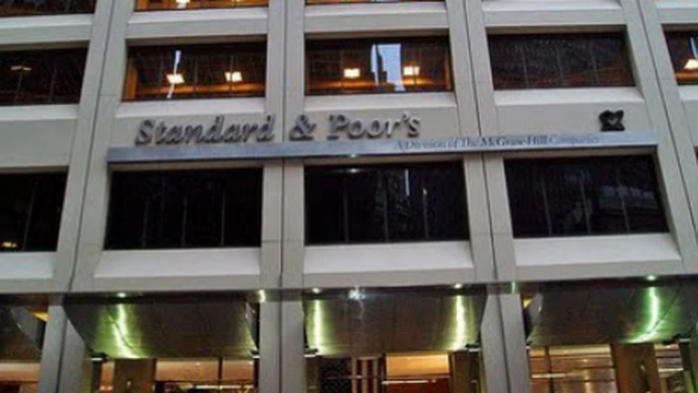 Guvernul salută faptul că S&P confirmă ratingurile României la 