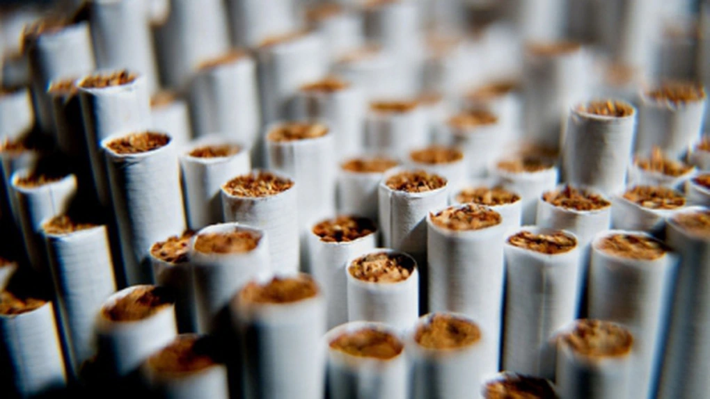 Irlanda, pe cale să devină prima ţară din UE care interzice mărcile pe pachetele de ţigări