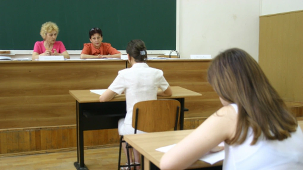 Începe Bacalaureatul: Astăzi, proba orală la limba română. 187.898 de elevi sunt înscrişi la examen