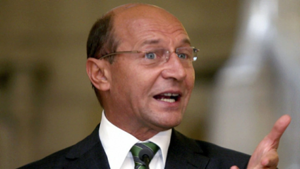 Băsescu: În România muncim multe ore, dar cu productivitate mică. Să fim mai productivi