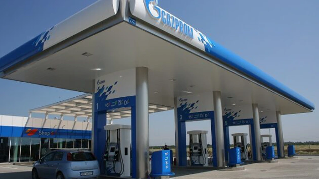 Ofensiva Gazprom la pompă: Dublarea numărului de benzinării, 10% cotă de piaţă în 2015, carburanţi din Serbia