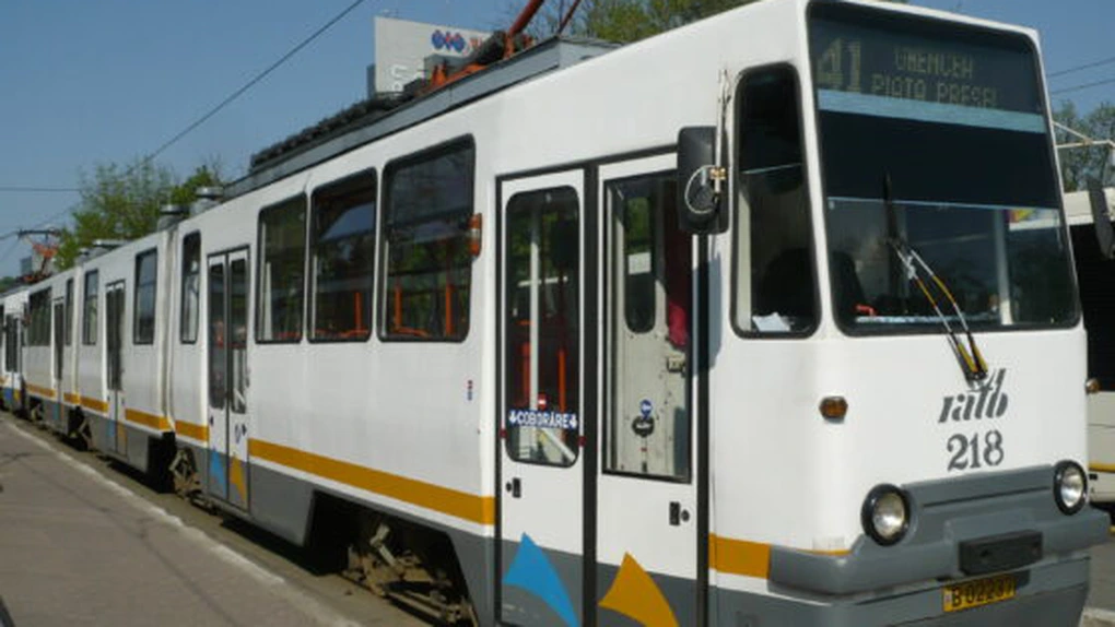 Circulaţia tramvaielor liniei 41 este blocată. RATB înfiinţează linia navetă de autobuze 641