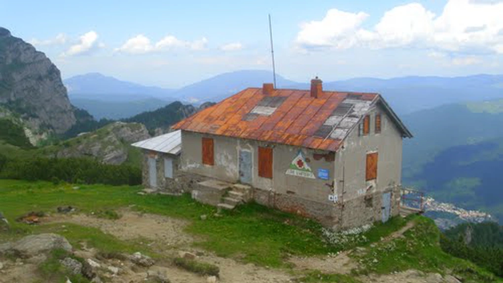 Canton cu 500 de metri pătraţi de teren în Masivul Bucegi, scos la licitaţie cu 22.000 de euro