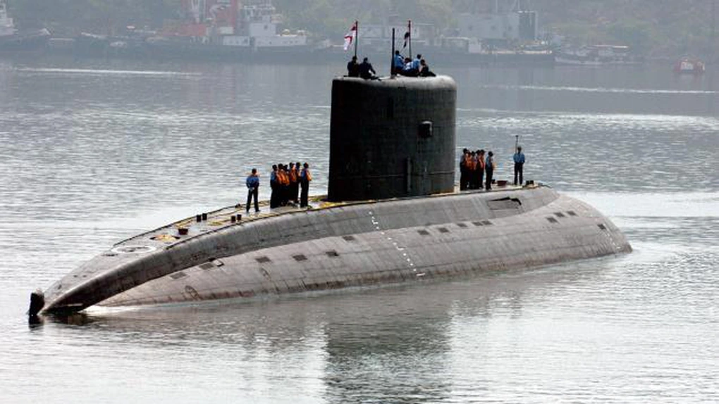 Explozie la bordul unui submarin militar indian, la Mumbay