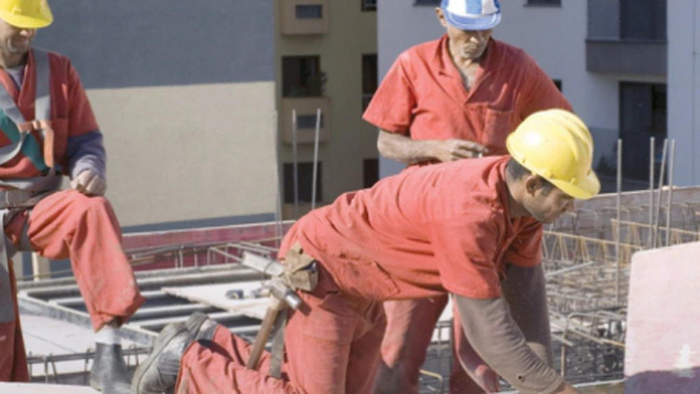 Piaţa construcţiilor se apropie de jumătatea nivelului înregistrat în 2008