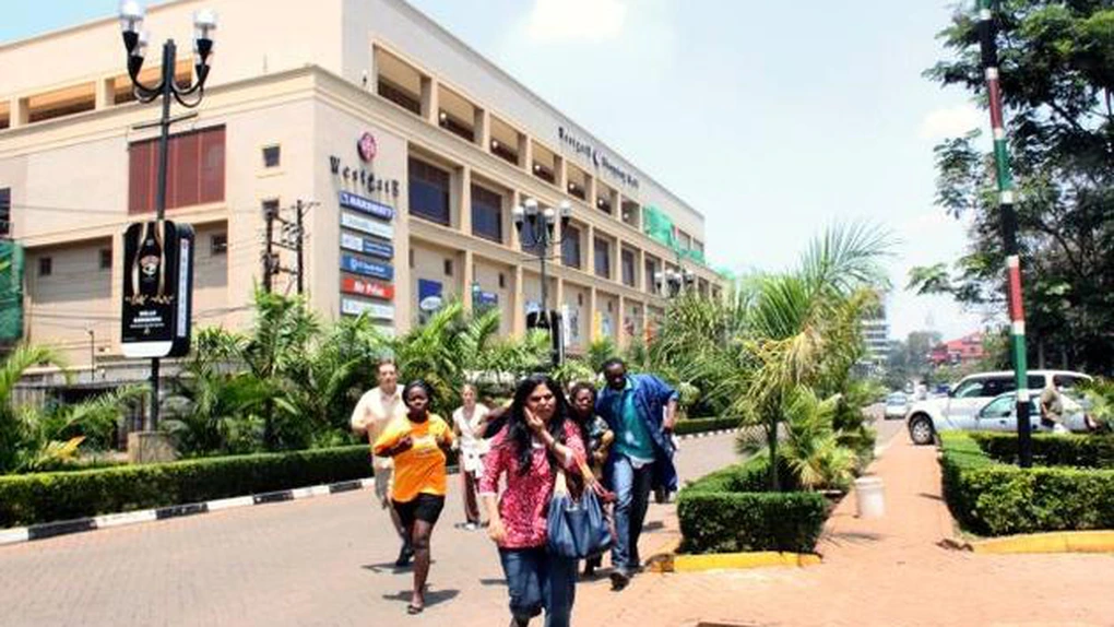 Miliţiile Al-Shebab acuză serviciile de securitate că au utilizat arme chimice în mallul din Nairobi