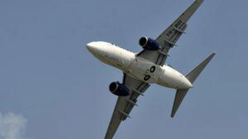 Aeroportul din Iaşi anunţă o creştere cu 40% a traficului de pasageri în noiembrie faţă de 2012