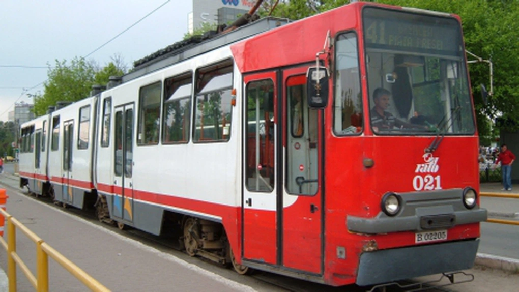 Blocaj în Bucureşti: Circulaţia tramvaielor în zona Calea Rahova-Progresului, oprită din cauza unei avarii