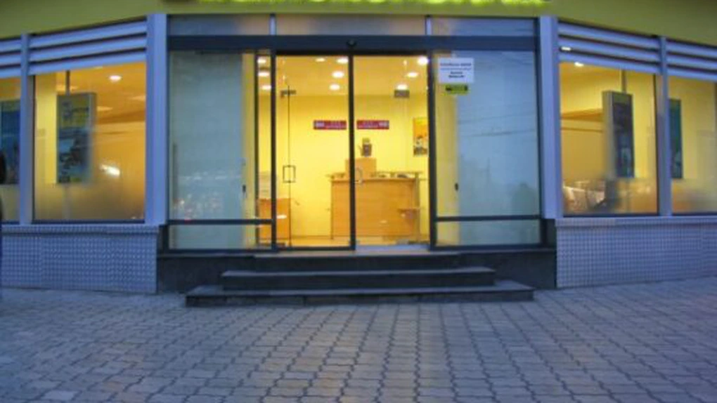 ANPC vrea să elimine comisionul de administrare din contractele de credit ale Raiffeisen Bank