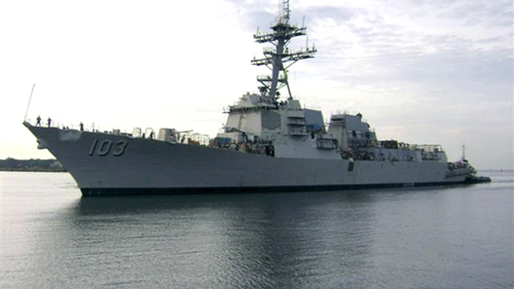 Nava americană Truxtun începe un exerciţiu militar de o zi în Marea Neagră