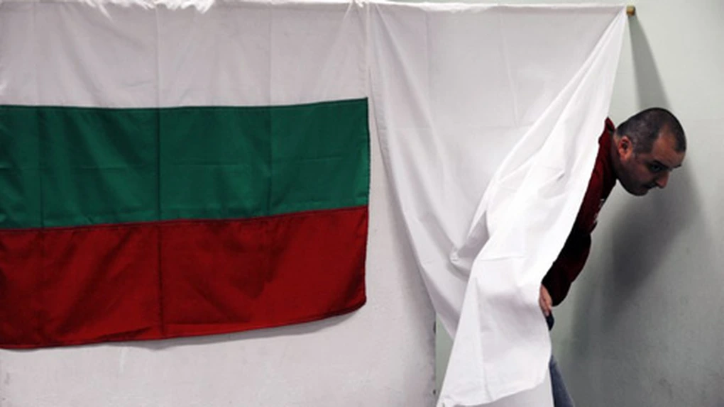 Alegeri Bulgaria: Avans confortabil al partidului GERB în faţa socialiştilor în sondajele de opinie